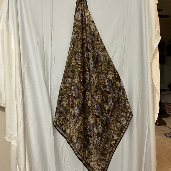 Scarf, Echo Silk Scarf Floral - Picture 4 of 7